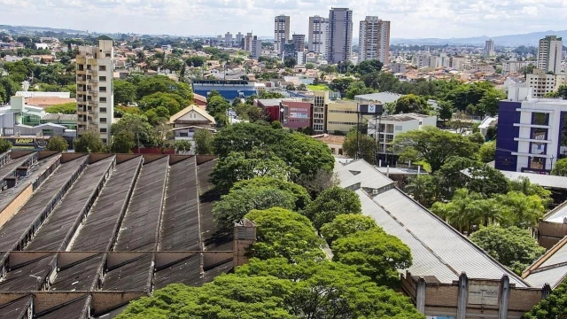 Vale do Paraíba inicia semana com sol e chance de pancadas de chuva