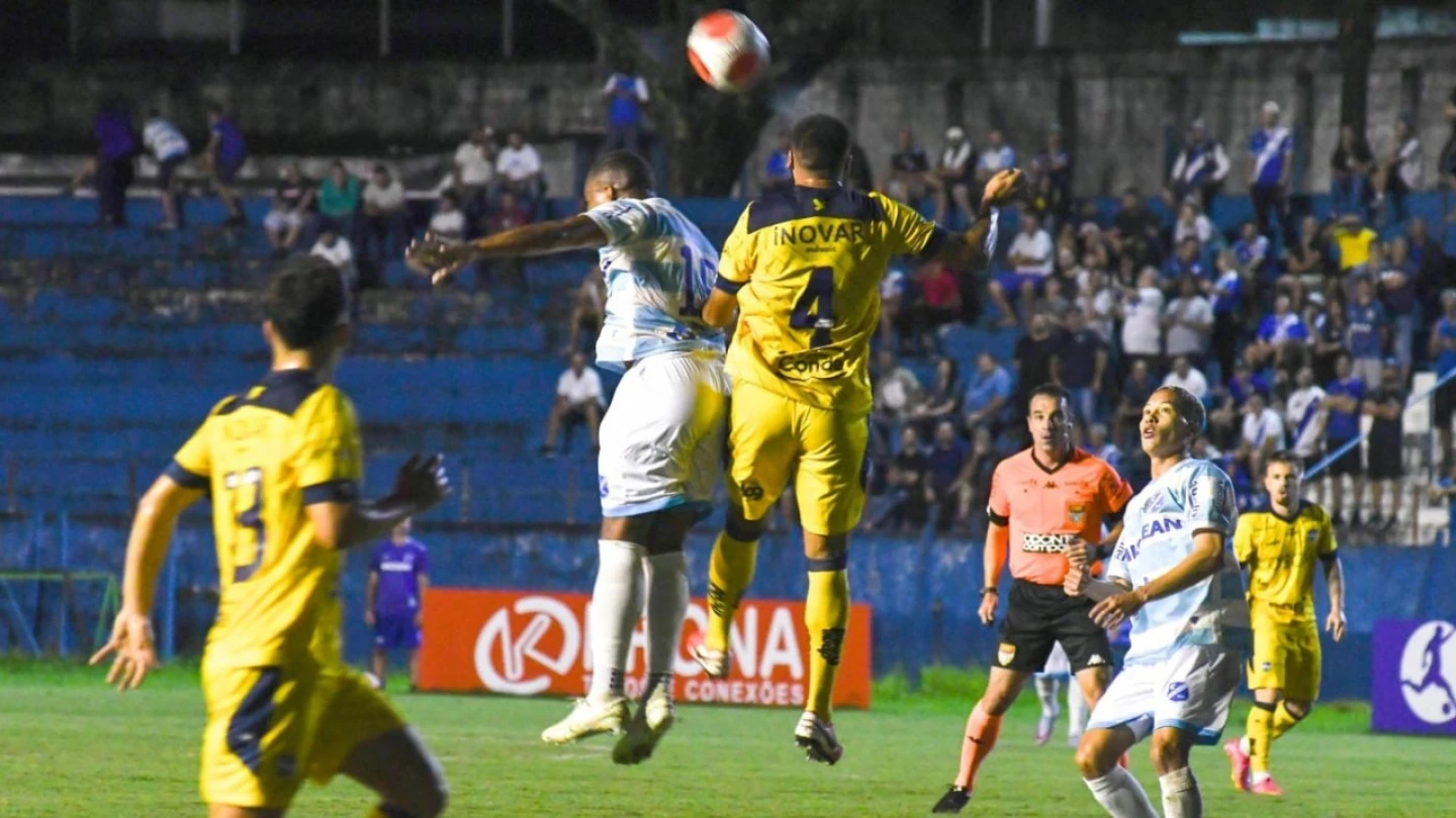 ‘Clássico do Vale’ entre Taubaté e São José termina sem gols