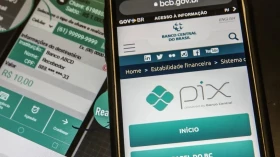 Pix bate recorde e aproxima-se de 180 milhões de transações em um dia
