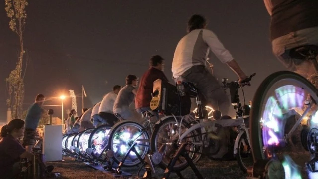 Taubaté recebe em abril o primeiro cinema itinerante movido por bicicletas
