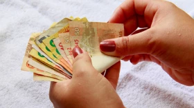 Lei que revisa salário de servidores municipais de Taubaté é sancionada