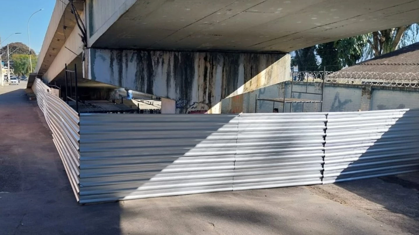 Viaduto Charles Schnneider recebe obras de recuperação