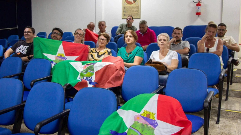 Vereadores mantêm significado da estrela na bandeira de Taubaté