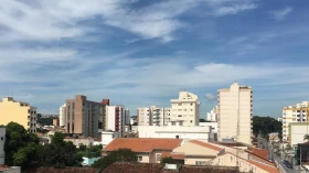 Previsão de tempo ensolarado e sem chuvas para este final de semana