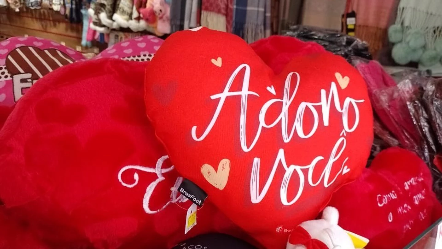 Dia dos namorados aquece as vendas do comércio de Taubaté