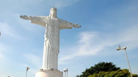 A semana começa com um dia ensolarado em Taubaté