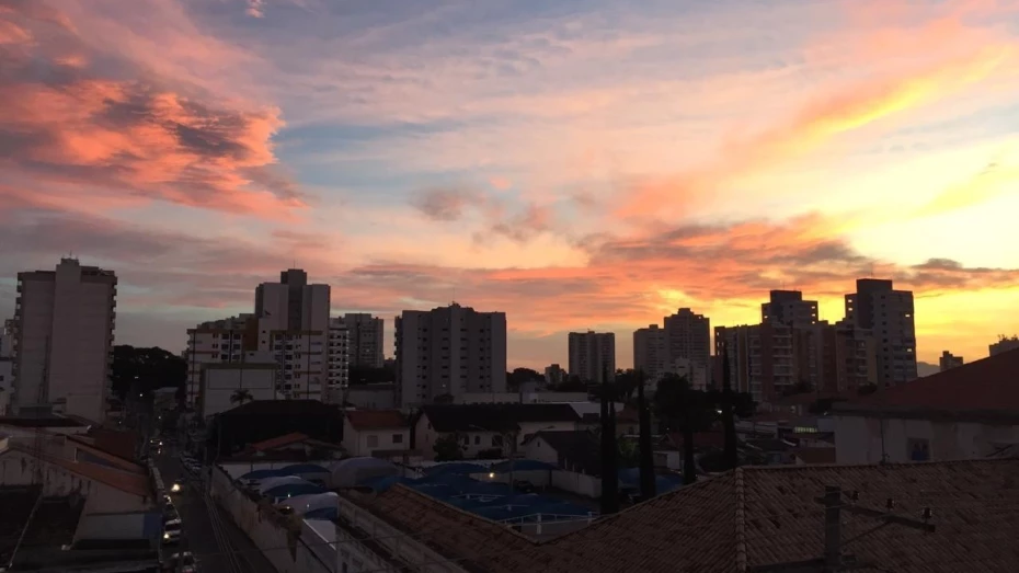 Segunda-feira é de sol em Taubaté