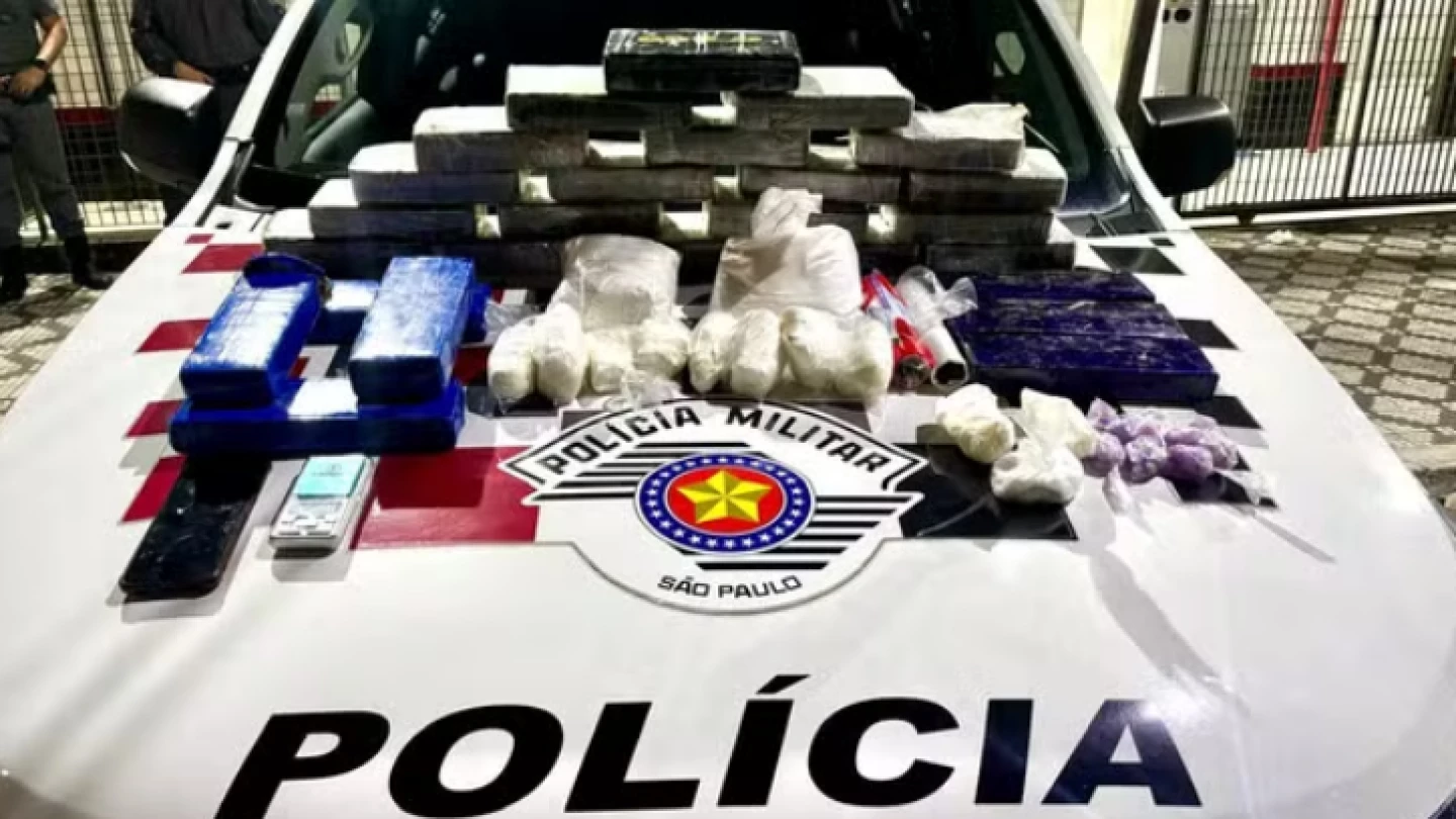 Polícia Militar apreende 25 quilos de drogas em operação no centro de Taubaté