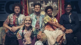 Sesc Taubaté apresenta "Um Canto para Carolina" neste sábado Sesc Taubaté apresenta "Um Canto para Carolina" neste sábado