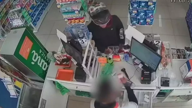 Jovem é preso após assaltar quatro farmácias em Taubaté