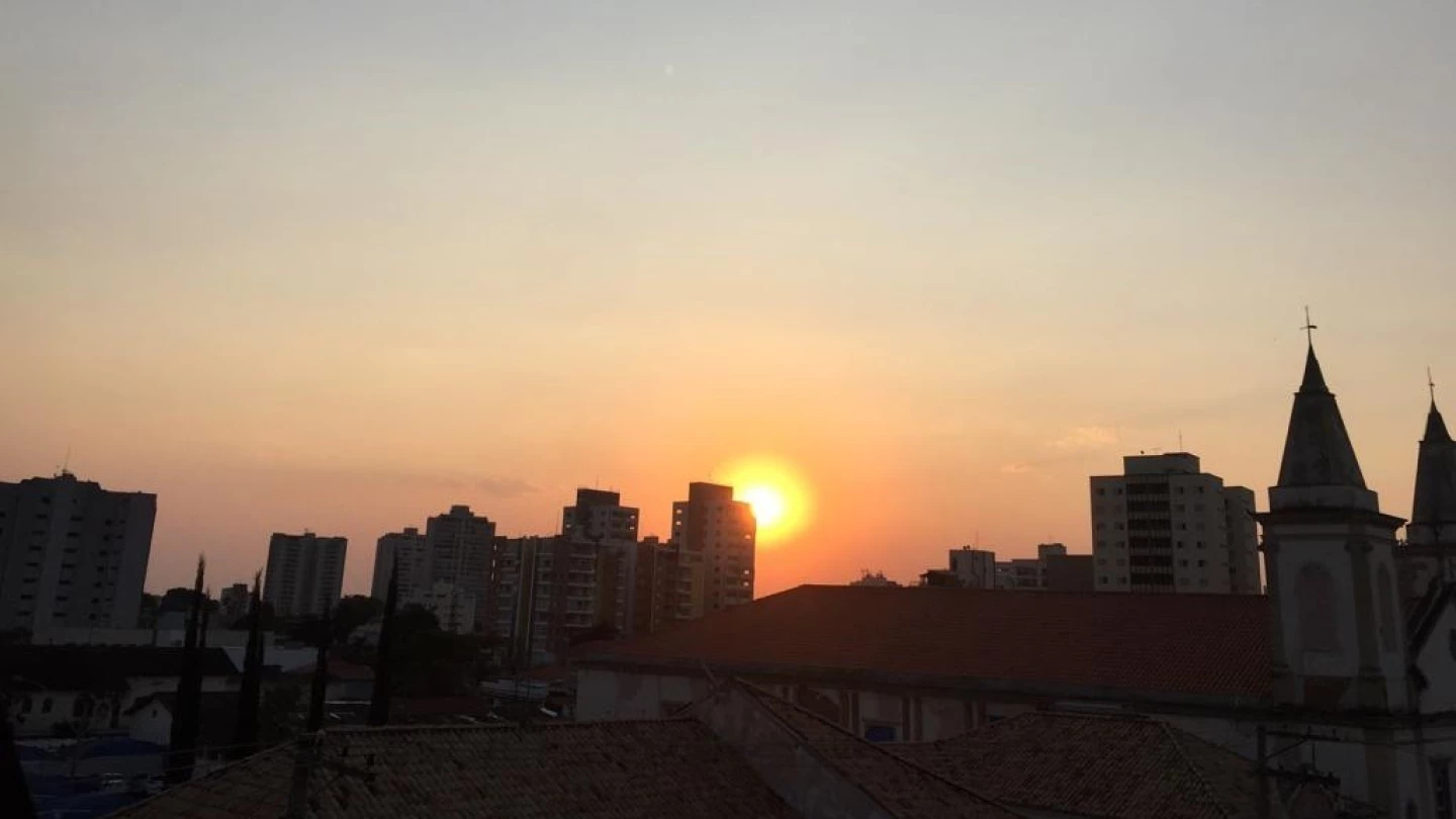 Previsão do Tempo: Sexta-feira deve ser ensolarada e com nevoeiro ao amanhecer