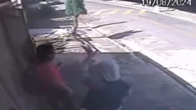 Adolescente de 15 anos é esfaqueada na porta de casa em Taubaté