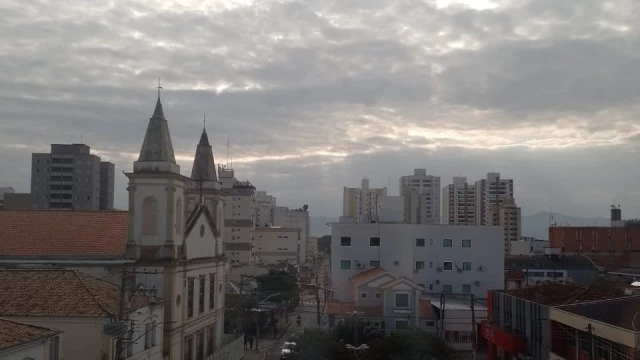 Previsão do tempo: Sábado deve ser de sol com chance de chuva à noite em Taubaté