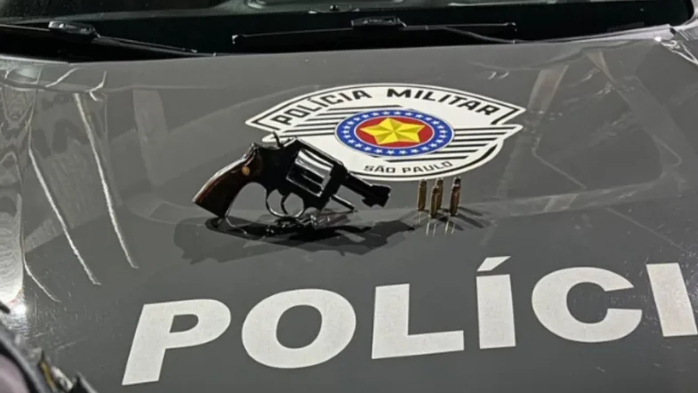 Homem é preso por posse ilegal de arma de fogo e ameaça em Taubaté