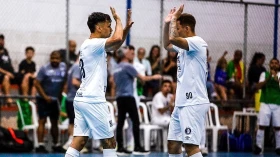 Taubaté Umbro Futsal derrota Indaiatuba na Vila Aparecida