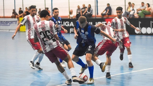 Taubaté Umbro Futsal vence Impacto Futsal e assume liderança da Liga Paulista