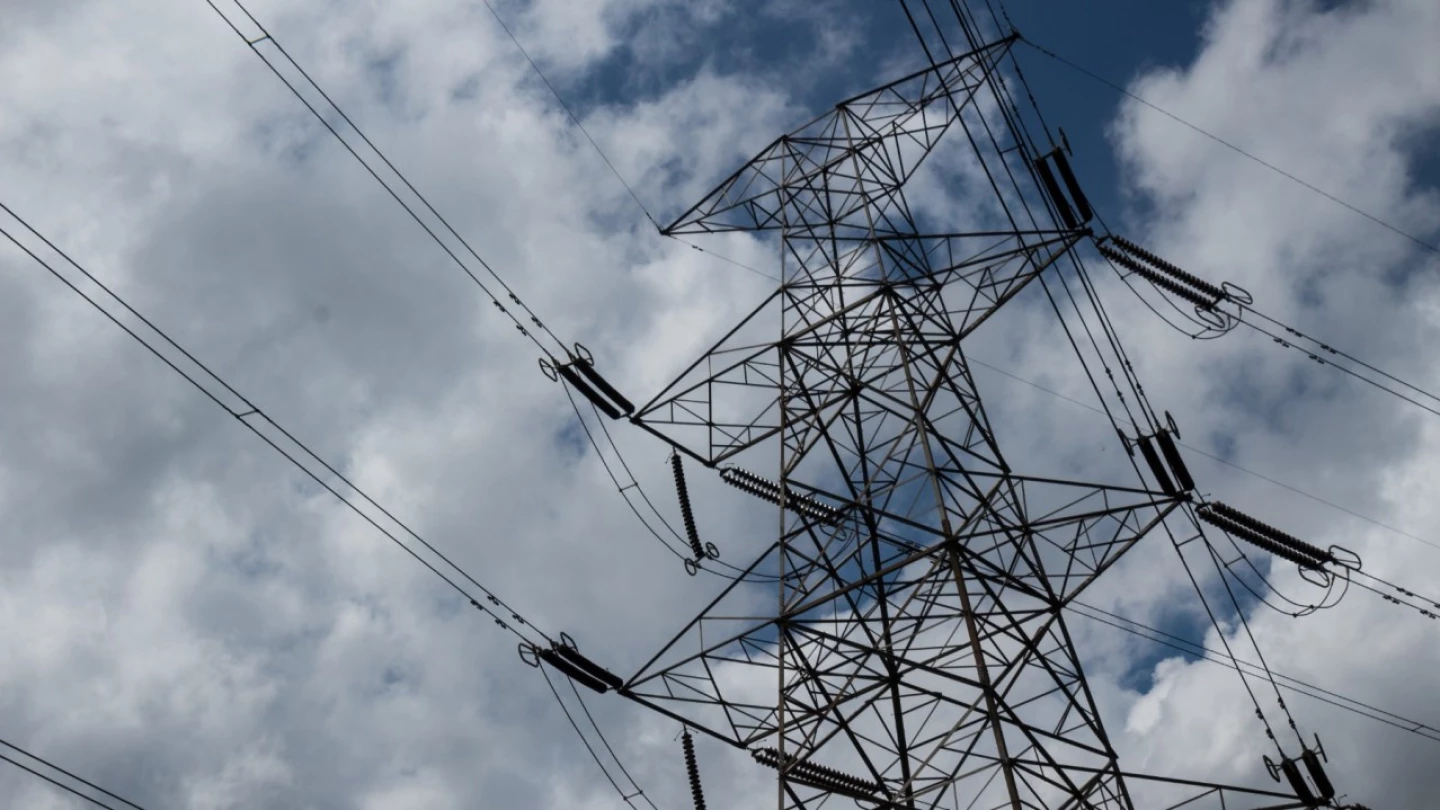 Tarifa de energia elétrica fica mais barata para moradores do Vale do Paraíba e região