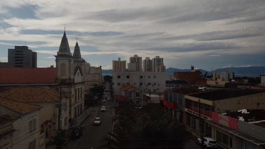 Sábado deve ser parcialmente nublado e com previsão de chuva em Taubaté