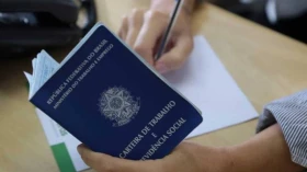 Taubaté Shopping deve abrir 400 vagas temporárias de emprego neste fim de ano