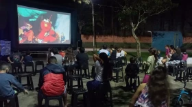Projeto Novo Amanhecer recebe sessão de cinema itinerante nesta terça-feira (29) em Taubaté Projeto Novo Amanhecer recebe sessão de cinema itinerante nesta terça-feira (29) em Taubaté
