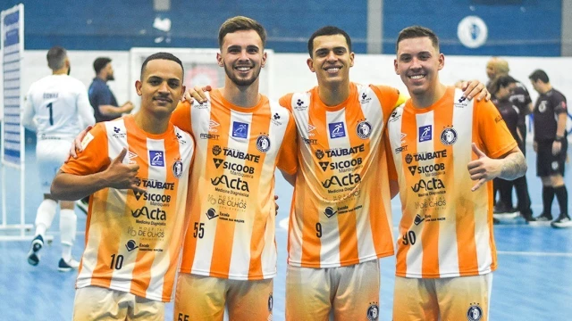 Taubaté Umbro Futsal garante vaga nas semifinais da Liga Paulista