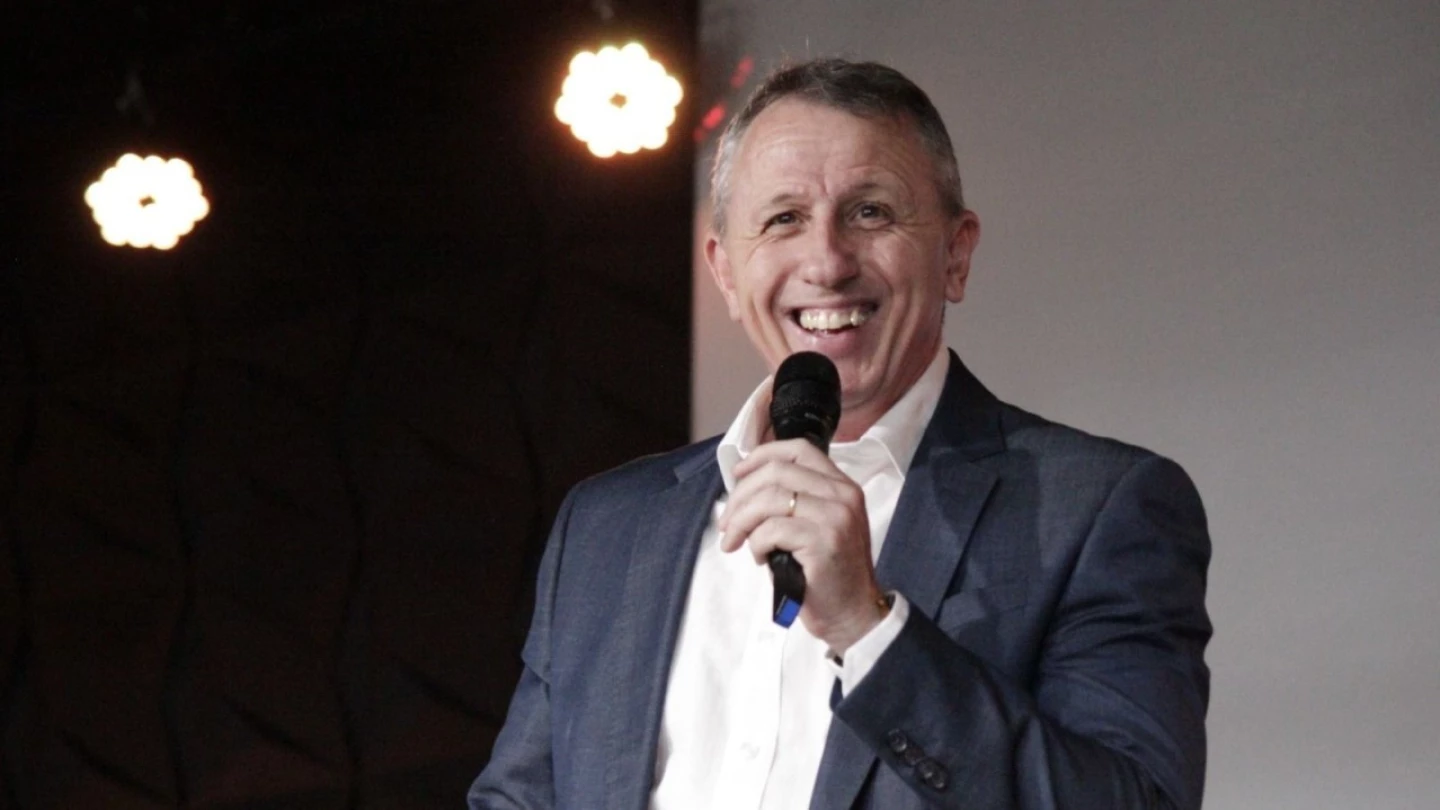 Terra de Adoradores recebe Pastor Rogério Garbin e Orquestra Asafe nesta próxima terça-feira (19)