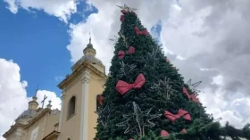 Prefeitura de Taubaté gastará R$ 221 mil em decoração de Natal em 2024