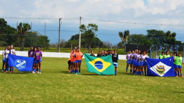 AD Taubaté realiza festival de futebol para categorias de base femininas