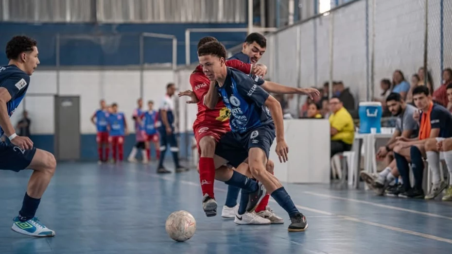 Taubaté Umbro Futsal realiza seletivas para categorias de base e iniciação em dezembro