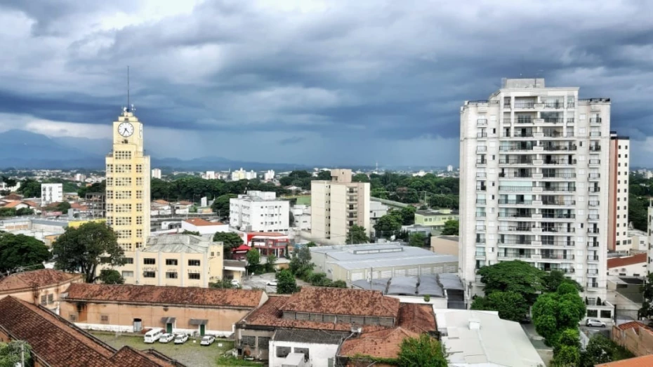 Inmet renova alerta de risco de chuvas intensas no Vale do Paraíba até quinta-feira (5) Inmet renova alerta de risco de chuvas intensas no Vale do Paraíba até quinta-feira (5)