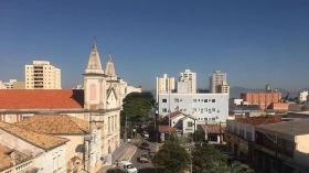 Domingo é marcado por um dia ensolarado e com as temperaturas elevadas em Taubaté