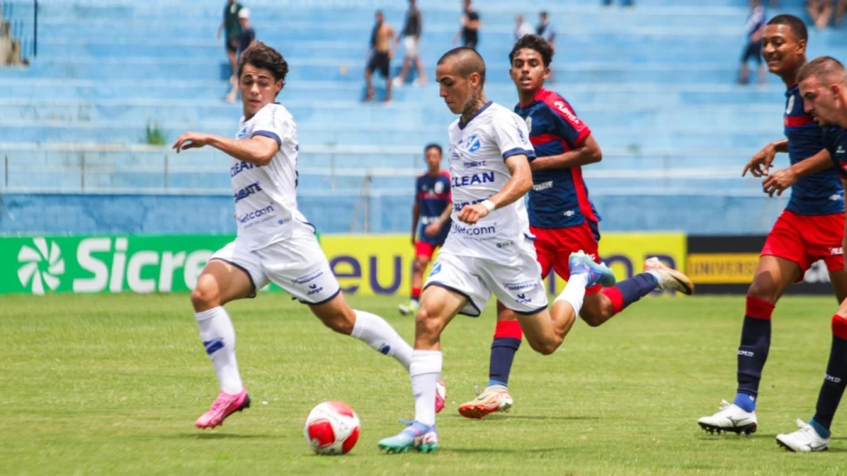 Taubaté estreia com derrota para Marcílio Dias na Copa São Paulo de Futebol Júnior