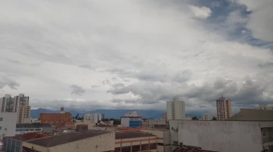 Taubaté é marcado por chuva passageira neste domingo (19)