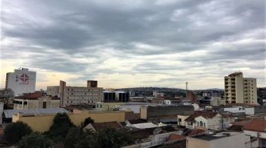 Taubaté tem domingo de sol e chances de chuva