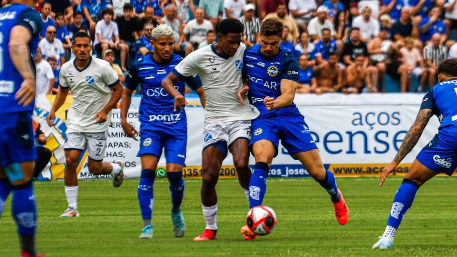 São José e Taubaté vencem e se classificam e vão disputar Clássico do Vale na A2 do Paulista São José e Taubaté vencem e se classificam e vão disputar Clássico do Vale na A2 do Paulista