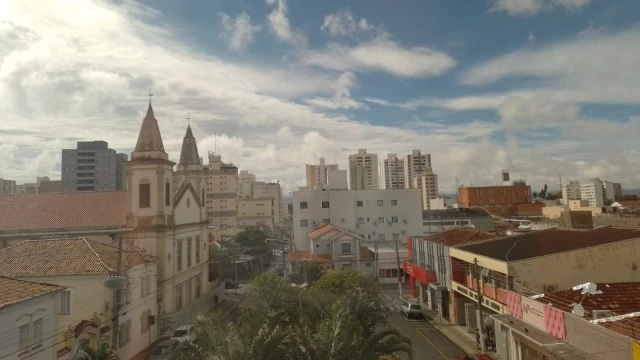 Sexta-feira é ensolarada em Taubaté