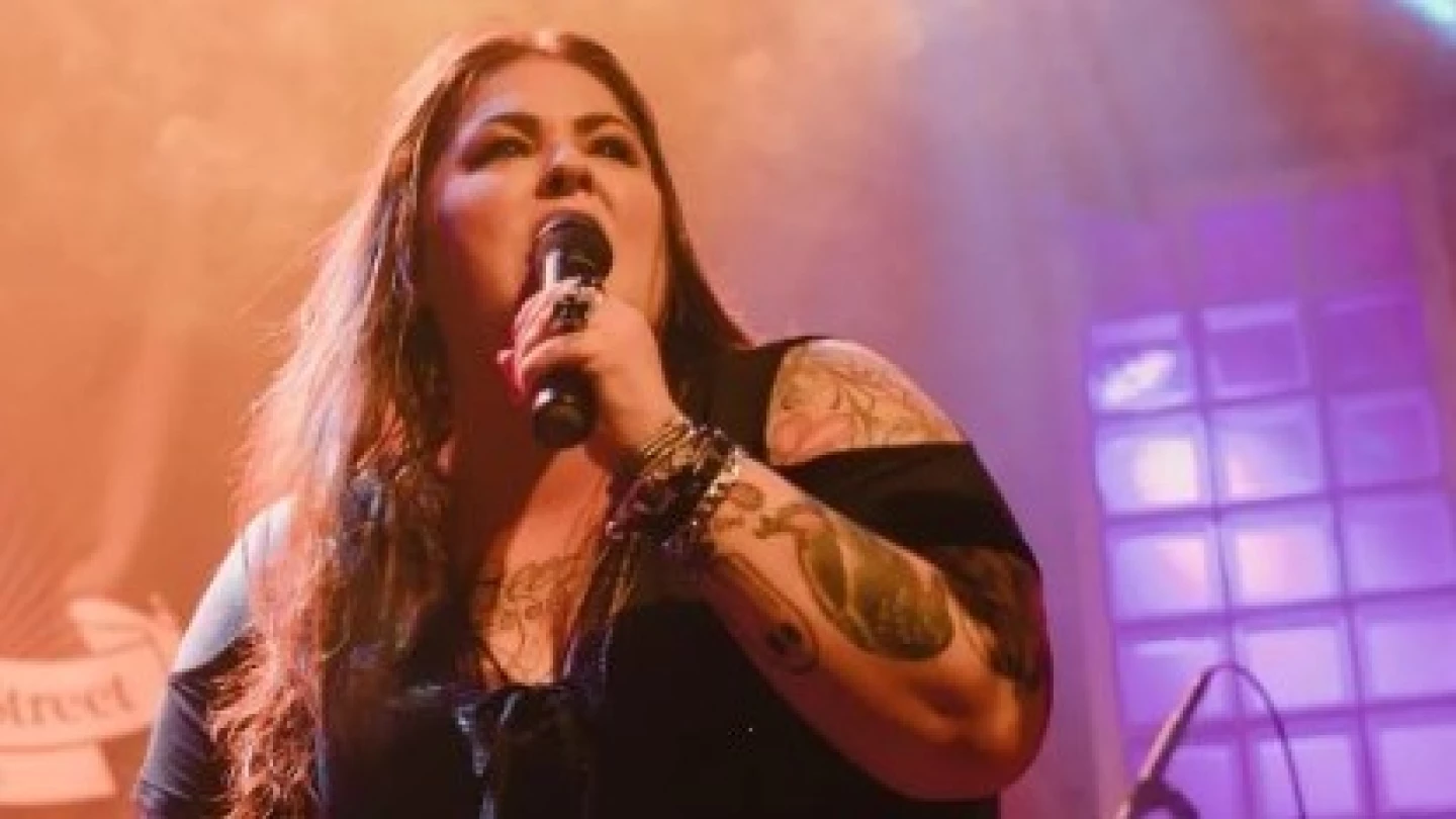 Cantora Twyla Correia, ex-The Voice Brasil, é vítima de assalto em Taubaté