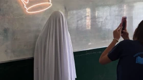 Alunos de escola municipal de Taubaté trabalham em projeto que une tecnologia e fotografia