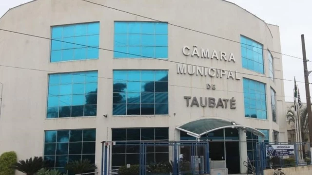 Câmara de Taubaté aprova reajuste de 4,8% para servidores da Casa