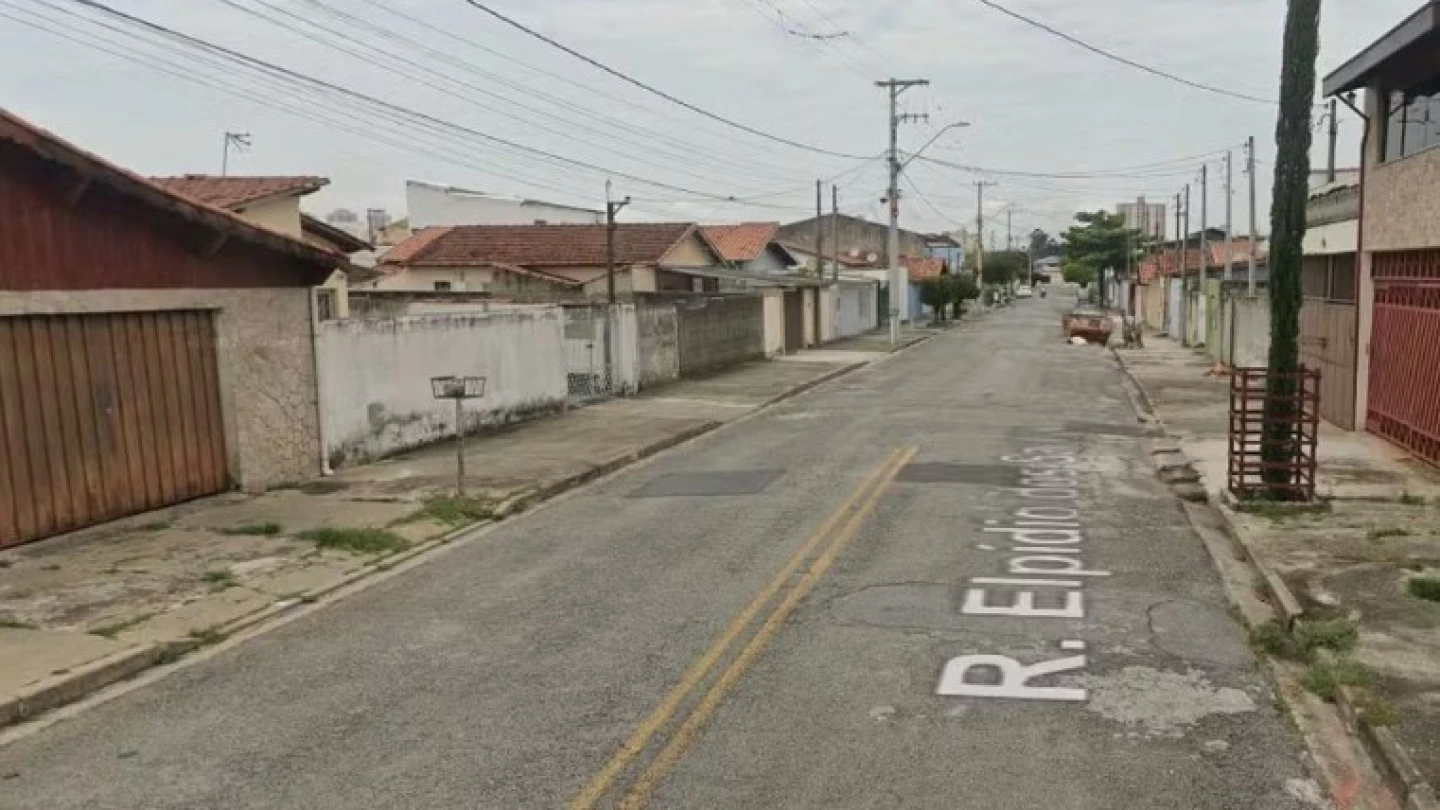 Criança é atropelada por carro dirigido por idoso sem habilitação em Taubaté