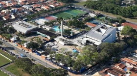 Parceria entre Prefeitura e SESC leva esporte gratuito à população de Taubaté