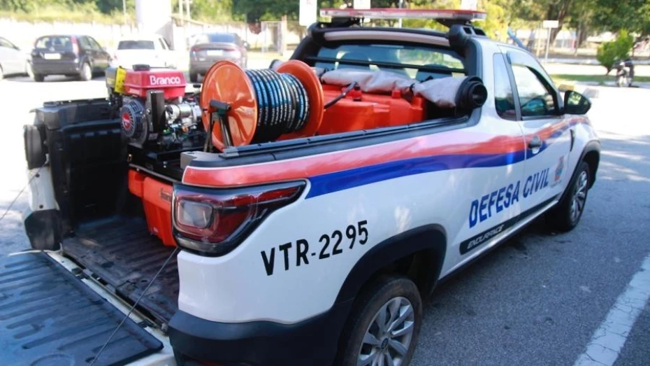 Defesa Civil de Taubaté recebe novo equipamento para reforçar combate a queimadas Defesa Civil de Taubaté recebe novo equipamento para reforçar combate a queimadas