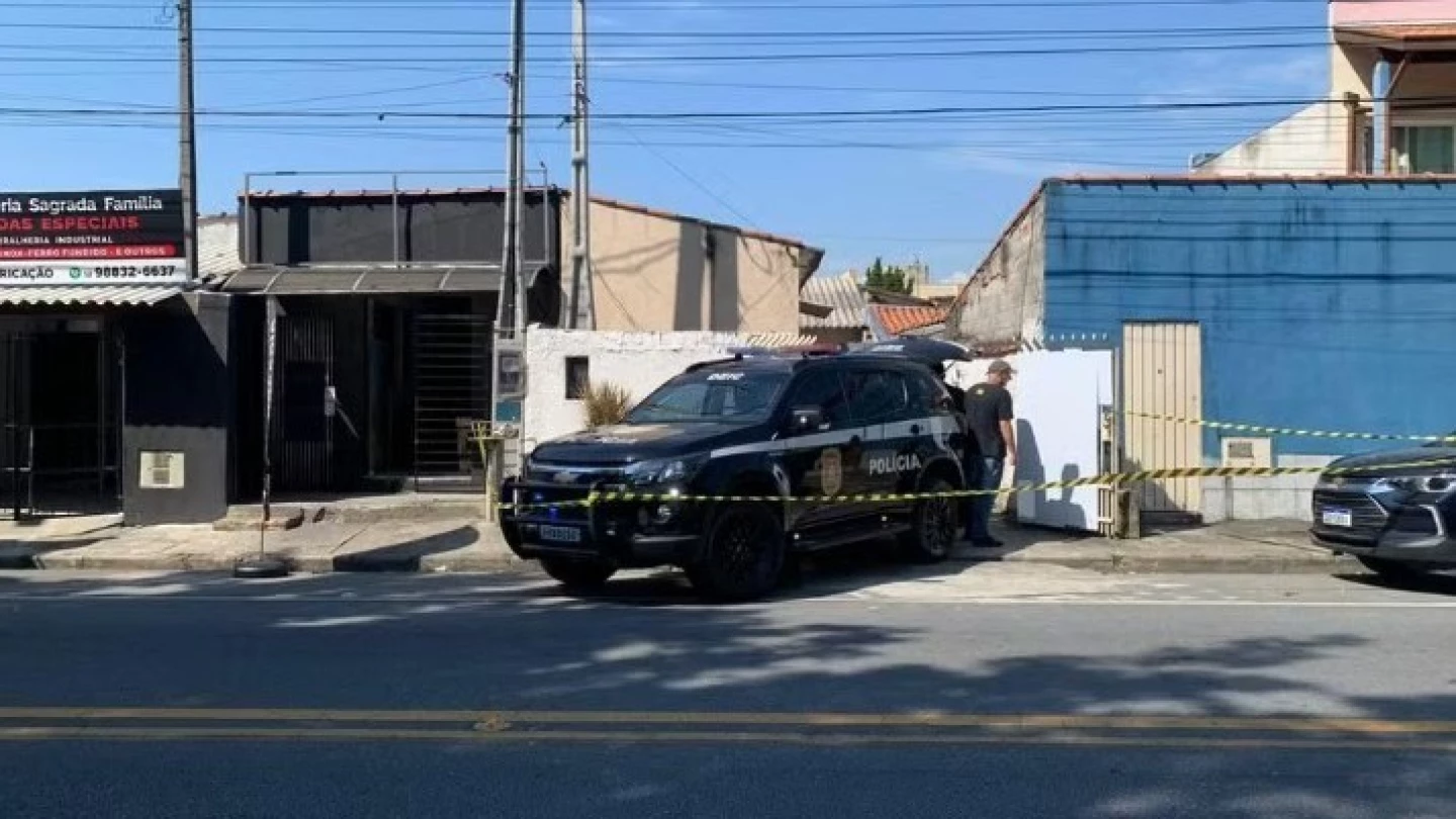 Júri condena homem a 24 anos por matar e concretar mulher em Taubaté
