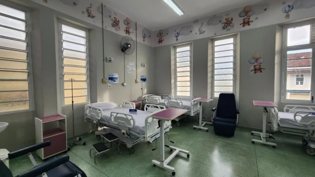 Maternidade do HMUT é reaberta após reforma, manutenção e dedetização