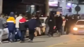 Jovem é agredida por ex e caso vira confusão em Taubaté na Av. Itália