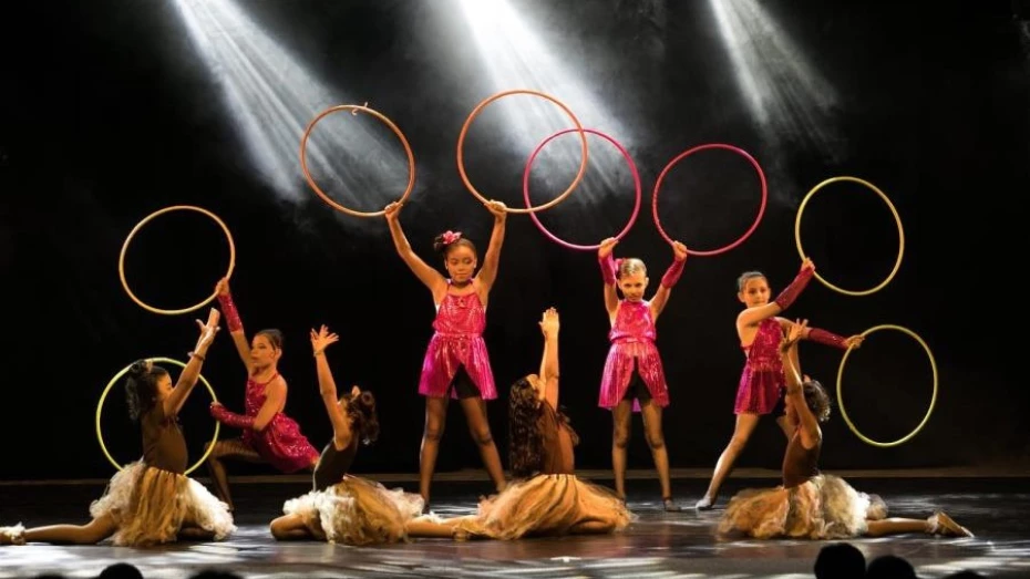 Taubaté recebe espetáculo gratuito 'Vem Dançar – Estações' no Teatro Metrópole Taubaté recebe espetáculo gratuito 'Vem Dançar – Estações' no Teatro Metrópole