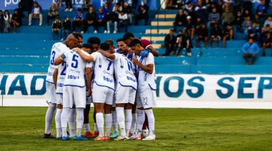 Taubaté recebe o Santo André e busca reação na Copa Paulista