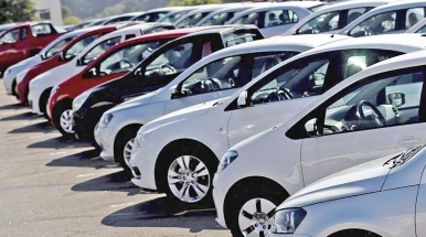 Taubaté encerra semestre com leve alta na venda de veículos 0 km, segundo Fenabrave Taubaté encerra semestre com leve alta na venda de veículos 0 km, segundo Fenabrave