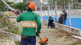 Prefeitura reforça ações de zeladoria em praça do Jardim Gurilândia