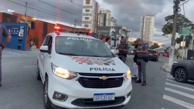 Mulher fica ferida em acidente na avenida Itália em Taubaté